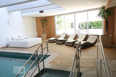 Studio à venda com 37m², 1 quarto e 1 vagaÁrea comum - Piscina