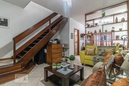 Sala de casa à venda com 3 quartos, 242m² em Anil, Rio de Janeiro