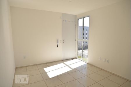 Sala de apartamento para alugar com 2 quartos, 45m² em Campo Grande, Rio de Janeiro