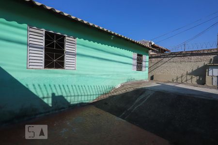 Casa à venda com 70m², 2 quartos e 1 vaga Casa à venda com 70m², 2 quartos e 1 vagaGaragem