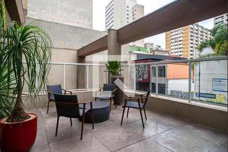 Apartamento para alugar com 64m², 2 quartos e 1 vagaÁrea comum