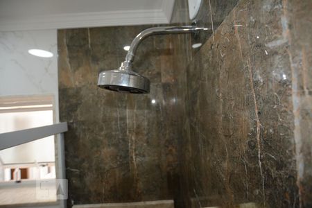 Apartamento à venda com 80m², 3 quartos e sem vagaBanheiro da suite- chuveiro