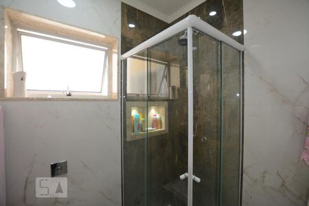 Apartamento à venda com 80m², 3 quartos e sem vagaBanheiro da suite