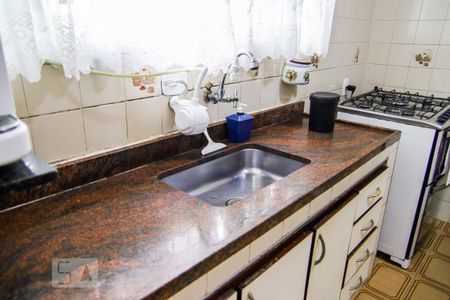 Casa à venda com 150m², 2 quartos e 4 vagas Casa à venda com 150m², 2 quartos e 4 vagasPia