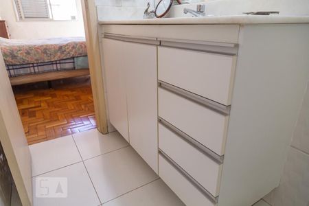 Apartamento à venda com 160m², 4 quartos e 1 vagaArmário do Banheiro da Suíte 1