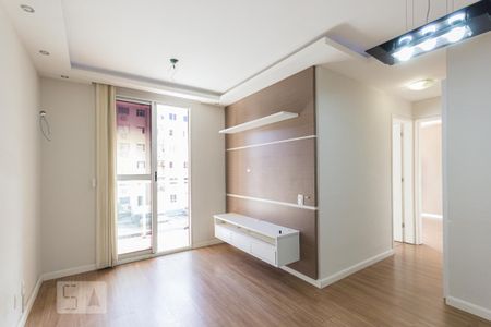 Sala de apartamento para alugar com 2 quartos, 52m² em Taquara, Rio de Janeiro