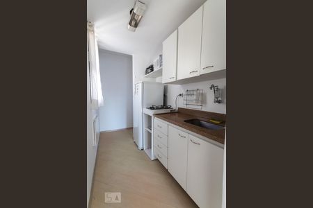 Studio à venda com 30m², 1 quarto e 1 vaga Studio à venda com 30m², 1 quarto e 1 vagaCozinha