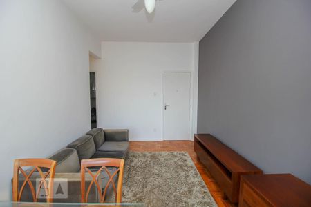 Sala de apartamento para alugar com 2 quartos, 69m² em Botafogo, Rio de Janeiro