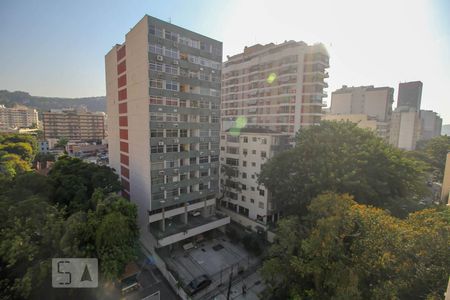 Vista da Sala de apartamento para alugar com 2 quartos, 69m² em Botafogo, Rio de Janeiro