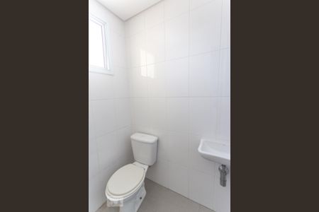 Banheiro de serviço de apartamento para alugar com 2 quartos, 84m² em Centro, São Bernardo do Campo