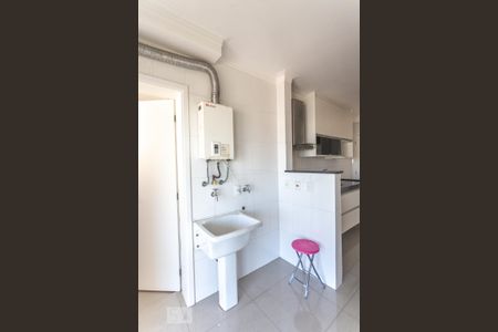Área de serviço de apartamento para alugar com 2 quartos, 84m² em Centro, São Bernardo do Campo