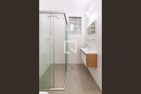 Casa à venda com 220m², 4 quartos e 1 vagaBanheiro Social