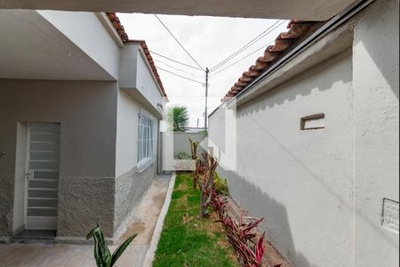 Casa à venda com 220m², 4 quartos e 1 vagaJardim