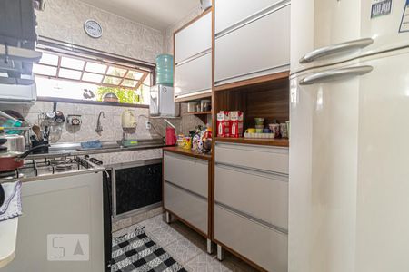 Casa para alugar com 92m², 3 quartos e 2 vagas Casa para alugar com 92m², 3 quartos e 2 vagasCozinha