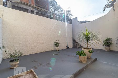 Casa para alugar com 92m², 3 quartos e 2 vagas Casa para alugar com 92m², 3 quartos e 2 vagasQuintal