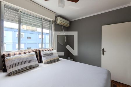 Quarto 1 de apartamento à venda com 2 quartos, 52m² em Camaquã, Porto Alegre