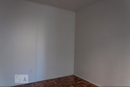 Quarto de apartamento à venda com 1 quarto, 42m² em Farroupilha, 
