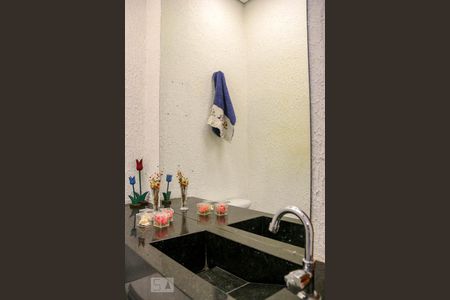 Lavabo de casa à venda com 5 quartos, 260m² em Prado, Belo Horizonte