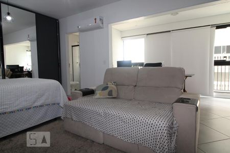 Sala/cozinha de kitnet/studio para alugar com 1 quarto, 35m² em Campo Belo, São Paulo
