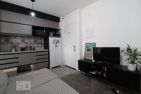Sala/cozinha de kitnet/studio para alugar com 1 quarto, 35m² em Campo Belo, São Paulo