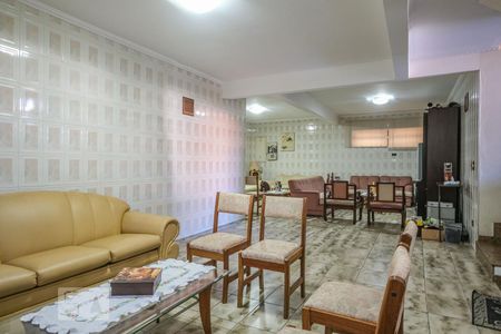 Casa à venda com 500m², 5 quartos e 5 vagasSalão