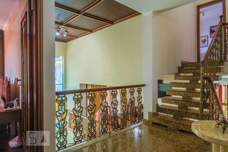 Casa à venda com 500m², 5 quartos e 5 vagasCorredor