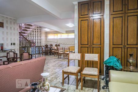 Casa à venda com 500m², 5 quartos e 5 vagasSalão