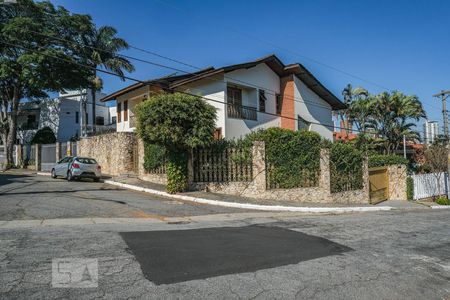 Casa à venda com 500m², 5 quartos e 5 vagasFachada