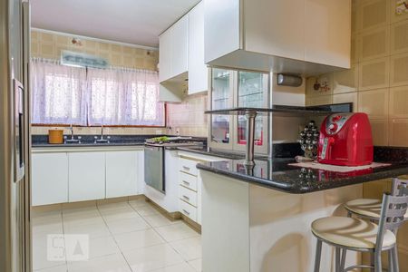 Casa à venda com 500m², 5 quartos e 5 vagasCozinha