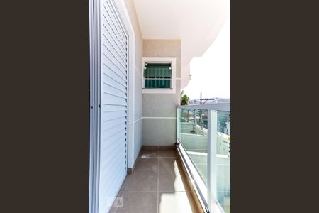 Casa à venda com 120m², 2 quartos e 2 vagasSacada da Suíte 1