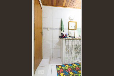 Casa à venda com 750m², 5 quartos e 3 vagas Casa à venda com 750m², 5 quartos e 3 vagasBanheiro do Quarto 5/Banheiro Social (2º andar)