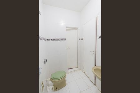 Banheiro Social (1º andar) de casa à venda com 5 quartos, 750m² em Pechincha, Rio de Janeiro