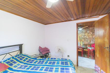 Casa à venda com 750m², 5 quartos e 3 vagas Casa à venda com 750m², 5 quartos e 3 vagasQuarto 4 (2º andar)