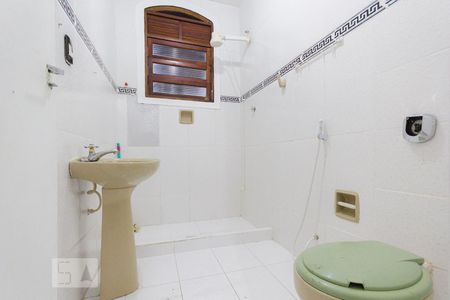 Banheiro Social (1º andar) de casa à venda com 5 quartos, 750m² em Pechincha, Rio de Janeiro
