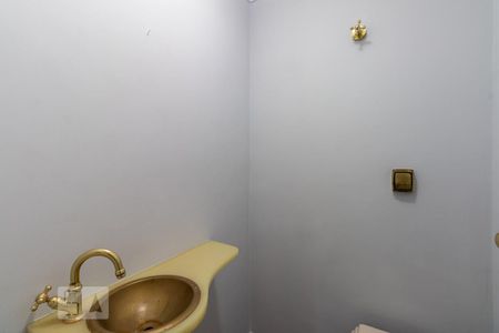 Lavabo de apartamento para alugar com 4 quartos, 175m² em Indianópolis, São Paulo