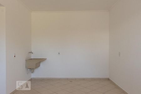 Casa de condomínio para alugar com 80m², 2 quartos e 2 vagas Casa de condomínio para alugar com 80m², 2 quartos e 2 vagasÁrea de Serviço