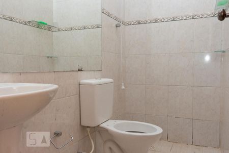 Banheiro da Suíte 1 de casa de condomínio para alugar com 2 quartos, 80m² em Jardim Jabaquara, São Paulo