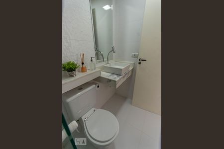 Apartamento à venda com 52m², 2 quartos e 1 vaga Apartamento à venda com 52m², 2 quartos e 1 vagaBanheiro da Suíte