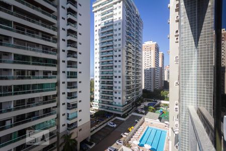 Apartamento à venda com 80m², 2 quartos e 1 vaga Apartamento à venda com 80m², 2 quartos e 1 vagaVista
