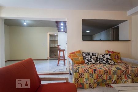 Apartamento à venda com 80m², 2 quartos e 1 vaga Apartamento à venda com 80m², 2 quartos e 1 vagaSala