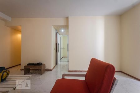 Apartamento à venda com 80m², 2 quartos e 1 vaga Apartamento à venda com 80m², 2 quartos e 1 vagaSala