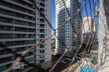 Apartamento à venda com 80m², 2 quartos e 1 vaga Apartamento à venda com 80m², 2 quartos e 1 vagaVista