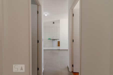 Corredor de apartamento à venda com 2 quartos, 45m² em Jardim Santa Emília, São Paulo