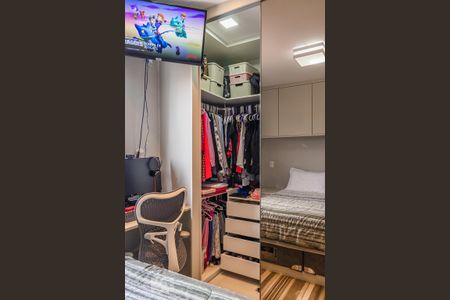 Apartamento para alugar com 64m², 2 quartos e 2 vagas Apartamento para alugar com 64m², 2 quartos e 2 vagasDetalhe da Suíte