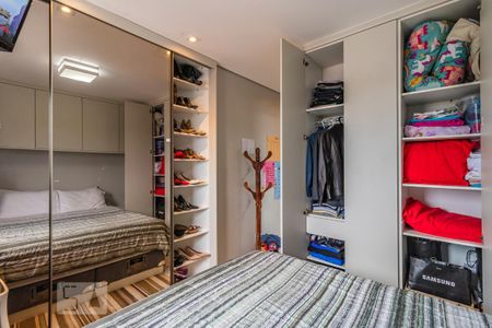 Apartamento para alugar com 64m², 2 quartos e 2 vagas Apartamento para alugar com 64m², 2 quartos e 2 vagasDetalhe da Suíte