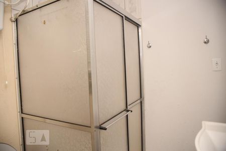 Banheiro de apartamento à venda com 1 quarto, 35m² em Santa Tereza, Porto Alegre