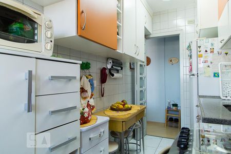 Apartamento à venda com 64m², 2 quartos e 1 vagaCozinha