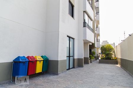 Apartamento à venda com 64m², 2 quartos e 1 vagaÁrea comum