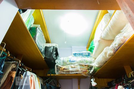 Apartamento à venda com 64m², 2 quartos e 1 vagaCloset da suíte