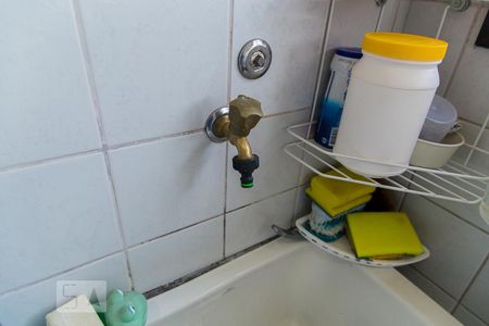 Apartamento à venda com 64m², 2 quartos e 1 vagaÁrea de serviço - Torneira